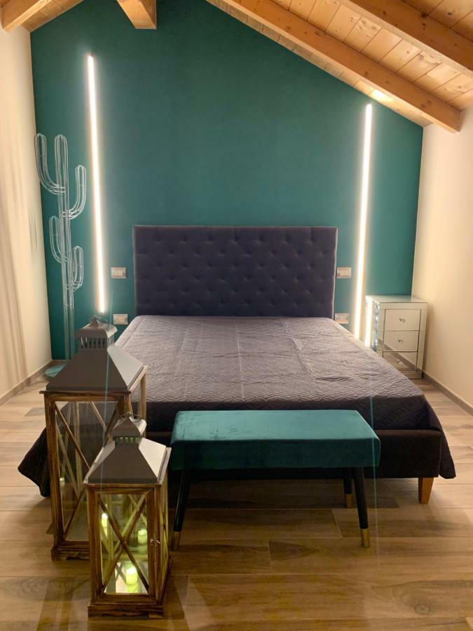 Palazzo Eugenia Suites Vasto Exteriör bild