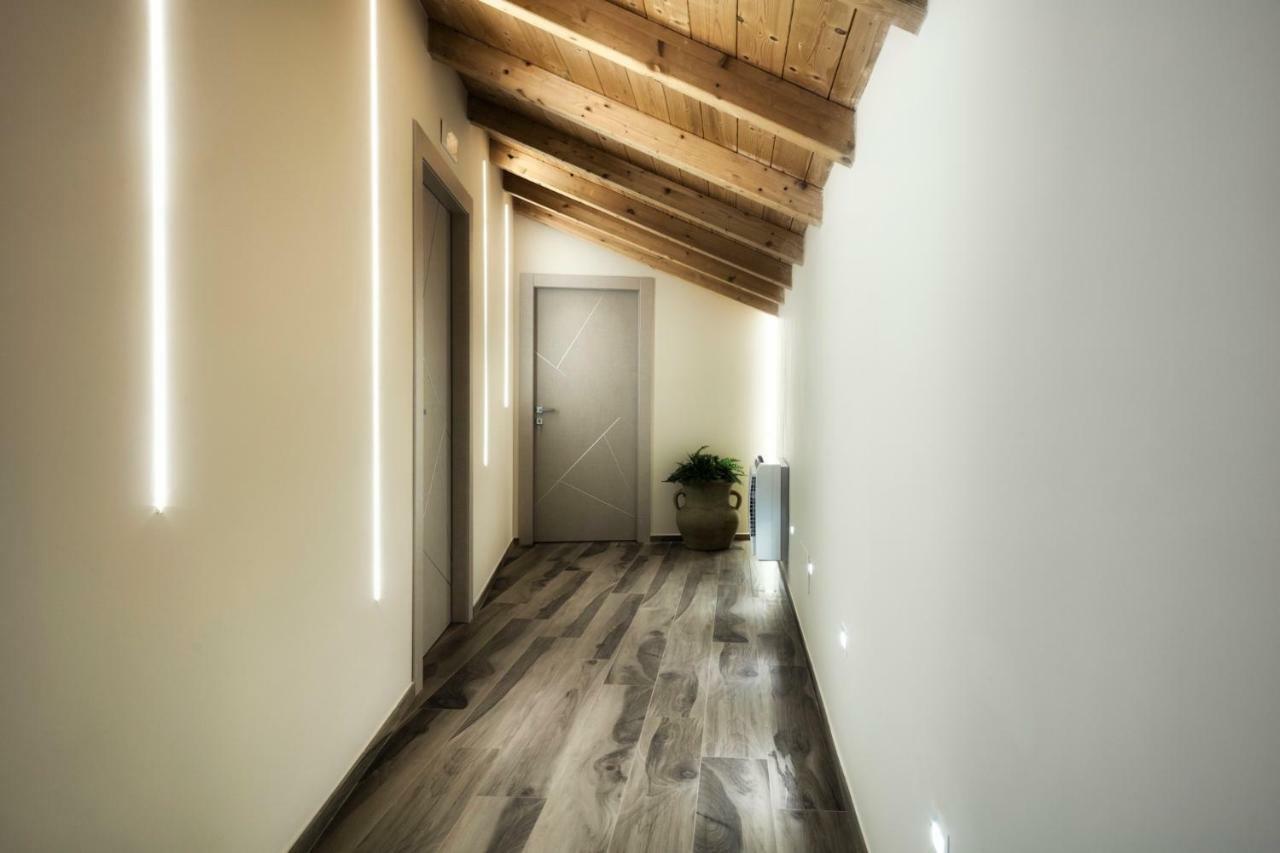 Palazzo Eugenia Suites Vasto Exteriör bild