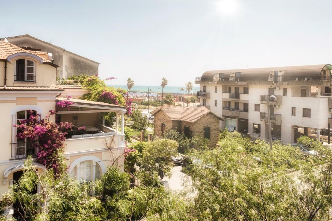 Palazzo Eugenia Suites Vasto Exteriör bild