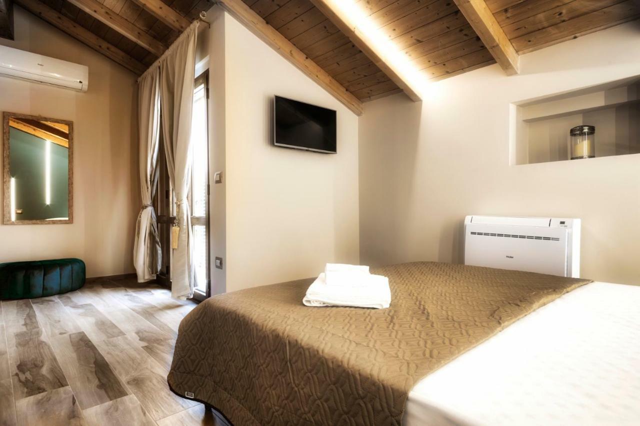 Palazzo Eugenia Suites Vasto Exteriör bild