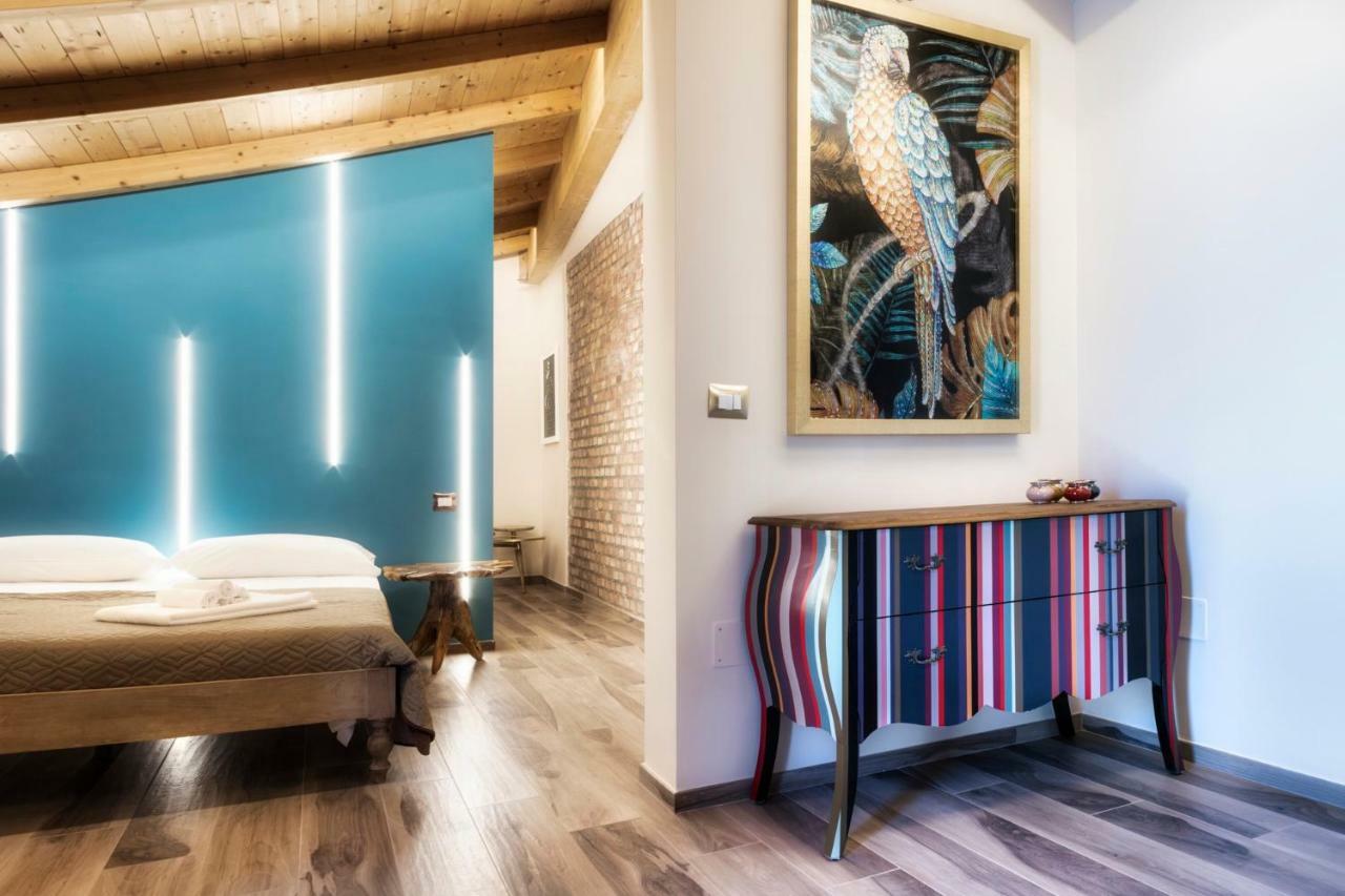 Palazzo Eugenia Suites Vasto Exteriör bild